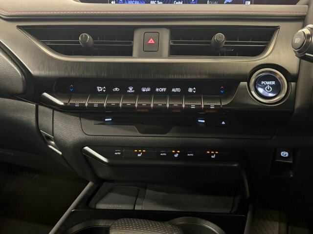 Lexus UX 250H 2.0 F-sport Cvt Takumi Pack Grey #18