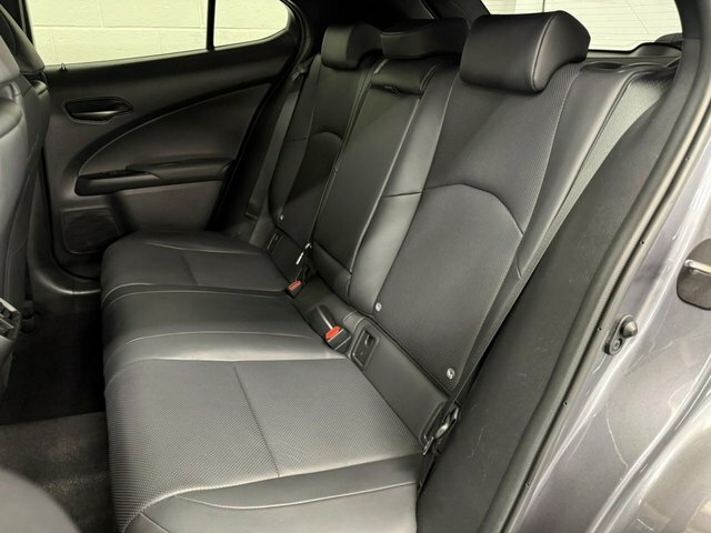 Lexus UX 250H 2.0 F-sport Cvt Takumi Pack Grey #34