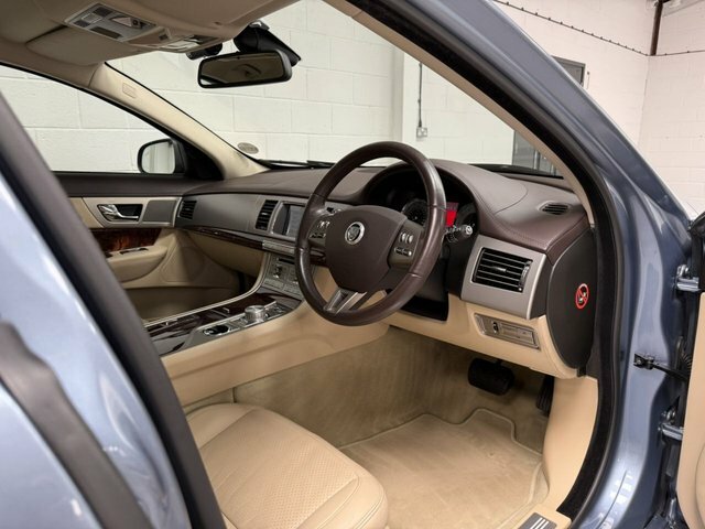 Jaguar XF 2008 3.0 V6 Premium Luxury Saloon Blue #6