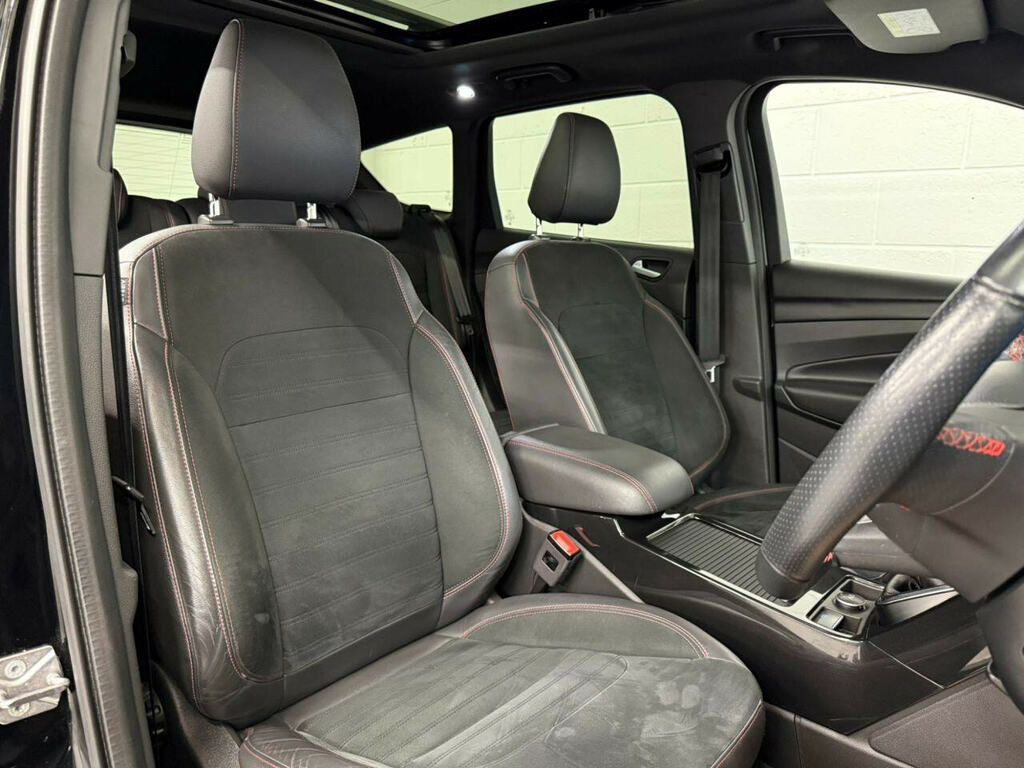 Ford Kuga 1.5 Tdci Ecoblue St-line Edition Suv Ma TP02CCP Black #5