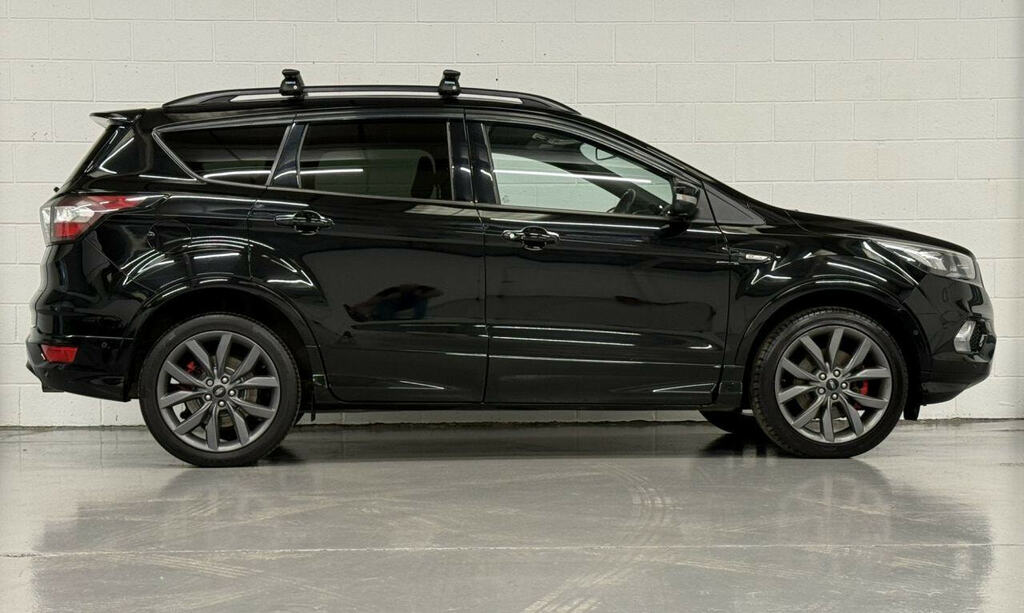 Ford Kuga 1.5 Tdci Ecoblue St-line Edition Suv Ma TP02CCP Black #2