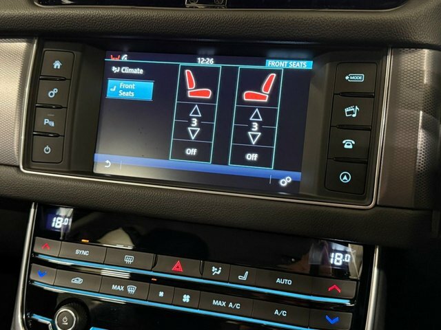 Jaguar XF 3.0D V6 S Saloon Euro 6 S S 300 Blue #19