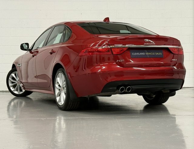 Jaguar XF 3.0D V6 S Saloon Euro 6 S S 300 Blue #31