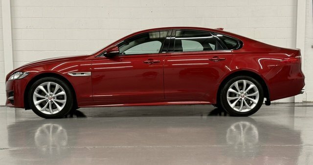 Jaguar XF 3.0D V6 S Saloon Euro 6 S S 300 Blue #32