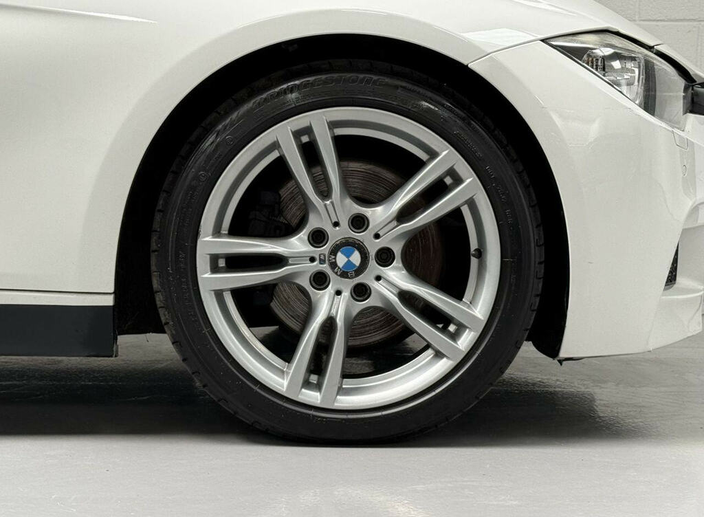 BMW 3 Series 3.0 330D M Sport Saloon Euro 5 S White #3