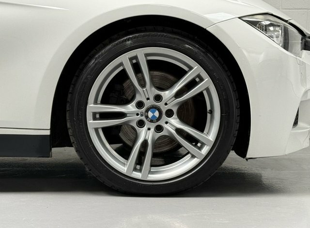 BMW 3 Series 2013 3.0 330D M Sport Saloon Euro White #3