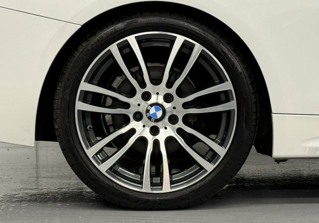BMW 4 Series 2015 2.0 420D M Sport Convertible White #4