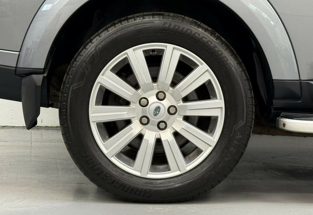 Land Rover Discovery 4 3.0 Sd V6 Hse Suv 4Wd Euro 5 255 YE61XPT Grey #4