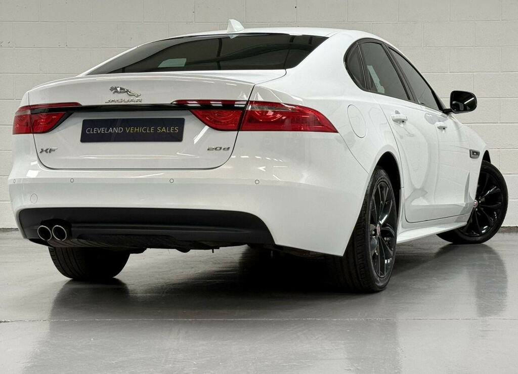 Jaguar XF 2.0D R-sport Saloon Euro 6 Ss NL68HZR White #6