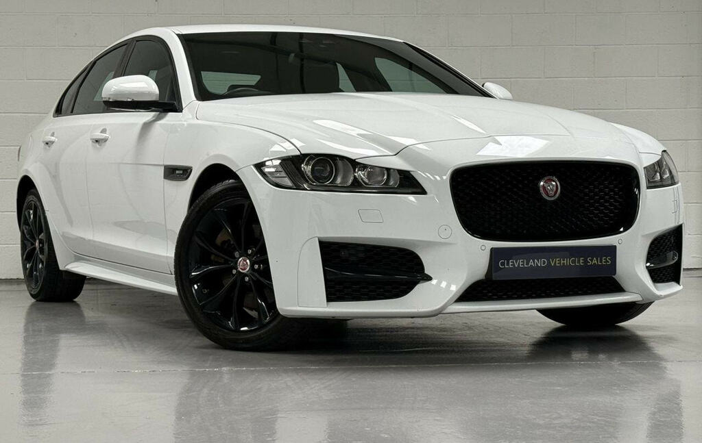 Jaguar XF 2.0D R-sport Saloon Euro 6 Ss White