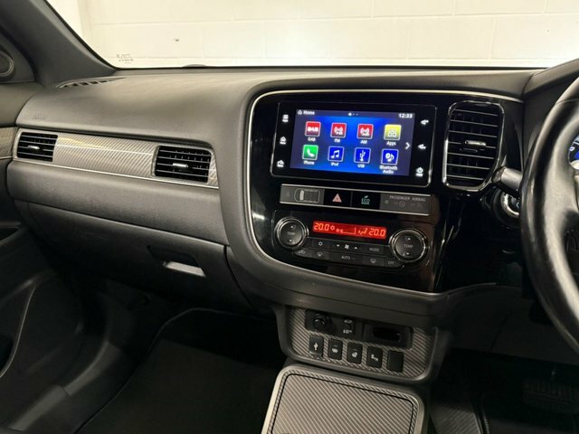 Mitsubishi Outlander 2.4H Twinmotor 13.8Kwh 4Hs Cvt 4Wd Black #20
