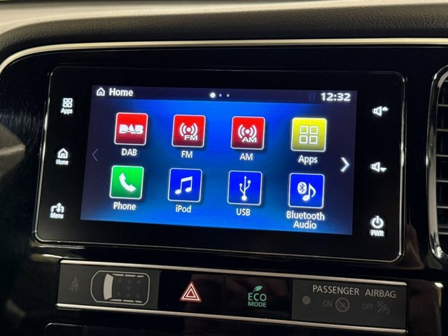 Mitsubishi Outlander 2.4H Twinmotor 13.8Kwh 4Hs Cvt 4Wd Black #18
