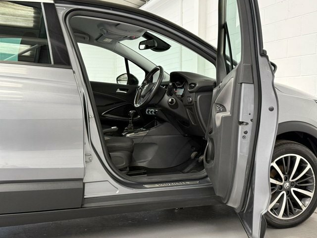 Vauxhall Crossland X Vauxhall Crossland X Se Nav Black #25