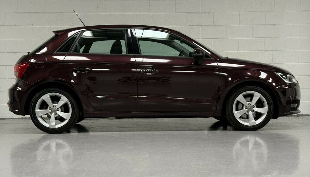 Audi A1 1.6 Tdi Sport Sportback Euro 6 MM15WWB Red #2