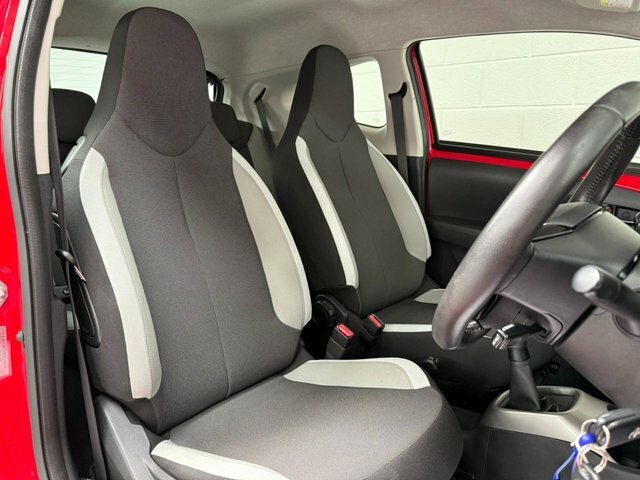 Toyota Aygo 2018 1.0 Vvt-i X-play Hatchback Red #5