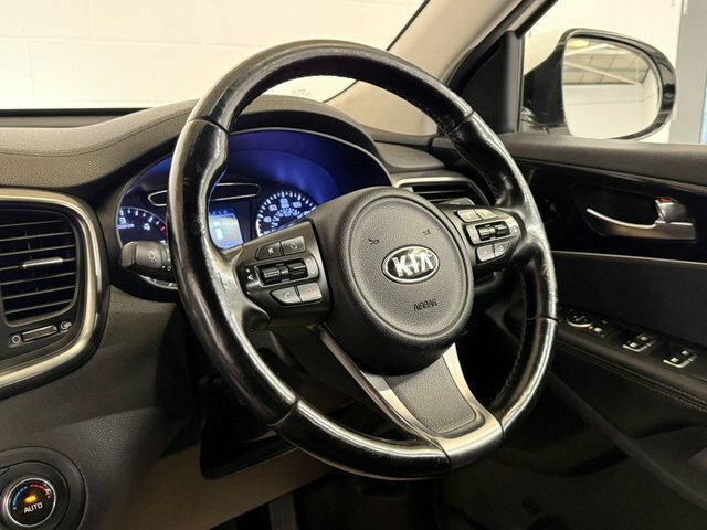 Kia Sorento 2.2 Crdi Kx-1 Suv Awd Euro 6 S White #44
