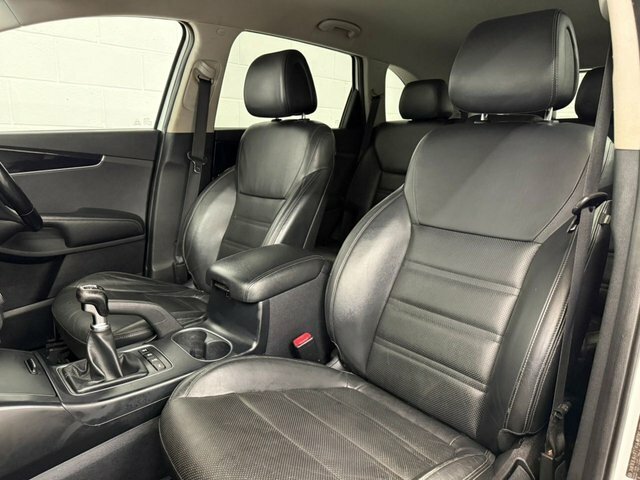 Kia Sorento 2.2 Crdi Kx-1 Suv Awd Euro 6 S White #38