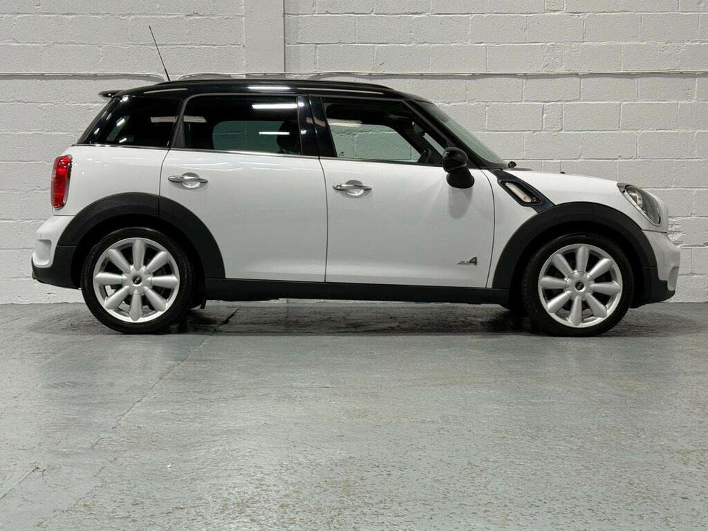 Mini Countryman 2.0 Cooper Sd Suv All4 Euro 5 143 LM62CTU White #2