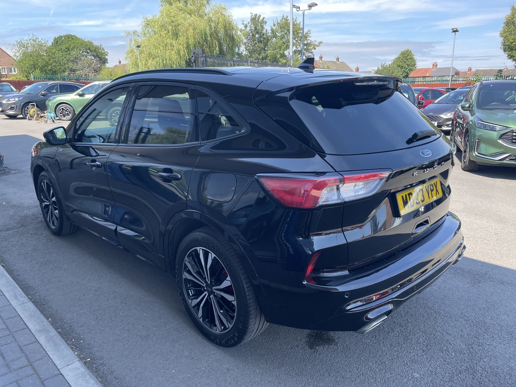 Ford Kuga 1.5 Ecoboost 150 St-line X Edition MD23YPX Black #4