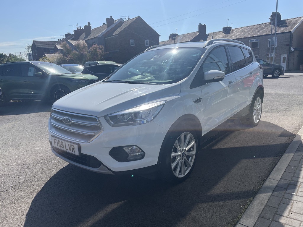 Ford Kuga 2.0 Tdci Titanium X Edition 2Wd White #3
