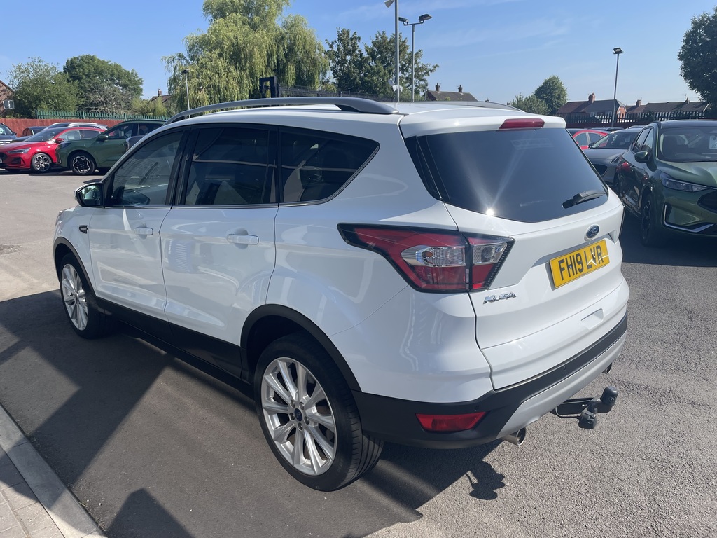Ford Kuga 2.0 Tdci Titanium X Edition 2Wd White #4