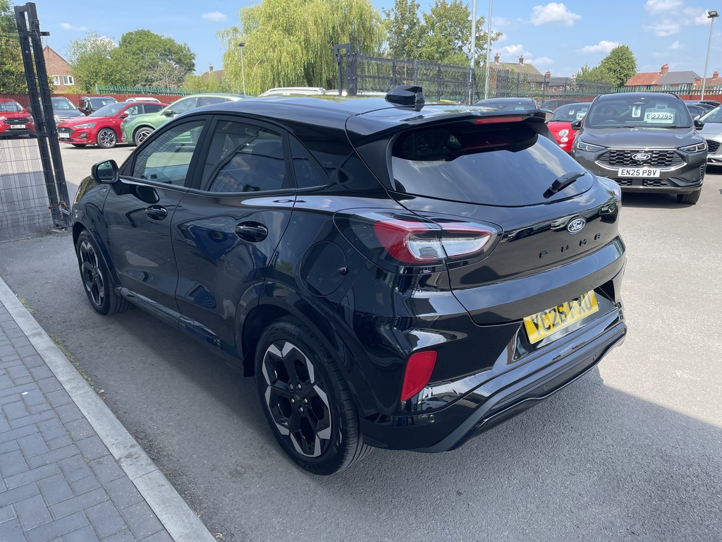 Ford Puma 1.0 Ecoboost Hybrid Mhev St-line X Black #4