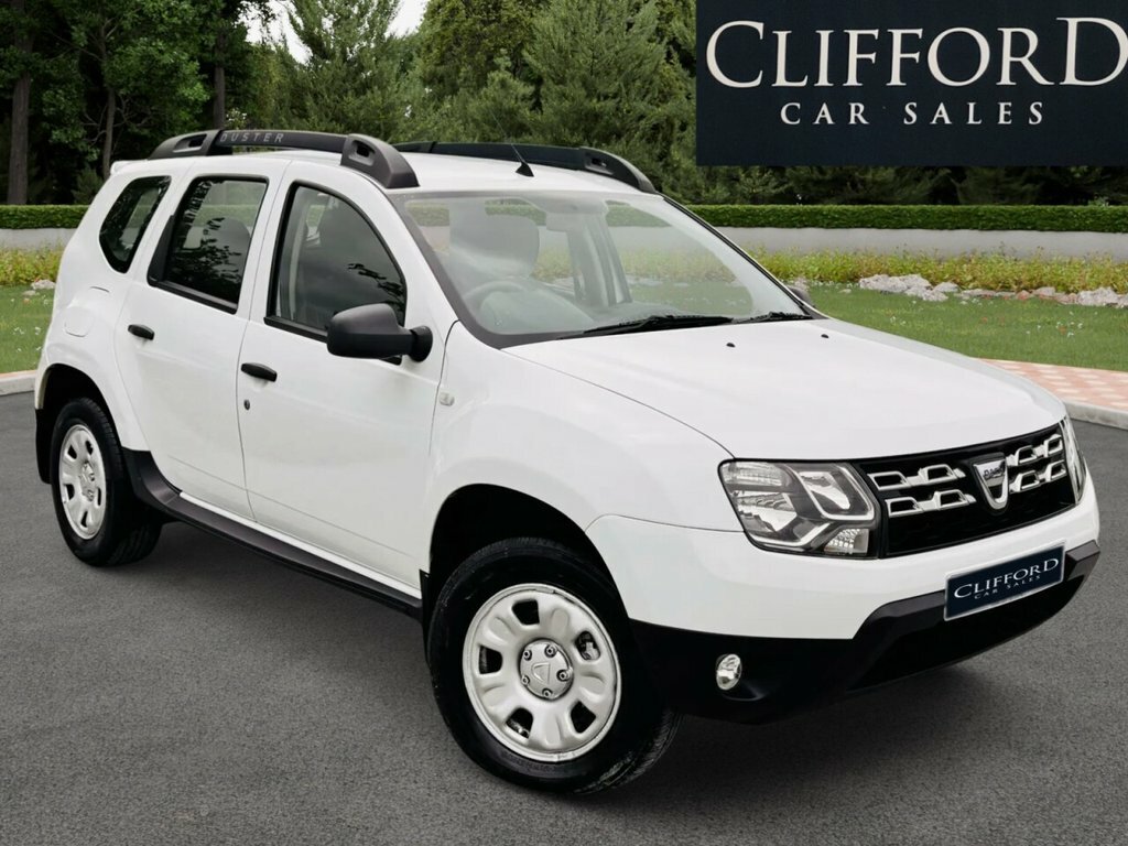 Dacia Duster Suv White