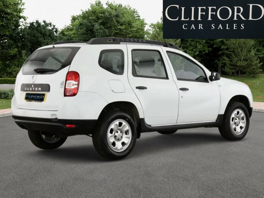Dacia Duster Suv White #4