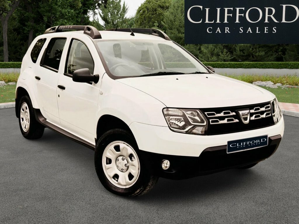 Dacia Duster Suv White #2