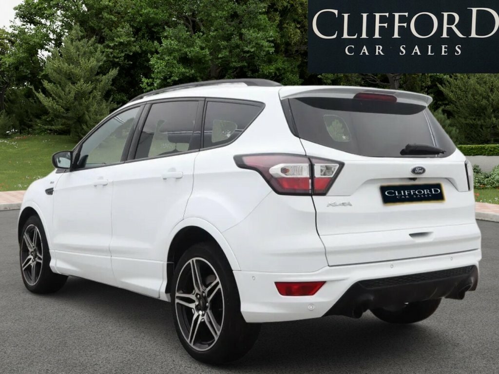 Ford Kuga Suv SW17HCA White #3