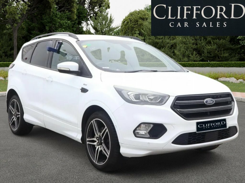 Ford Kuga Suv SW17HCA White