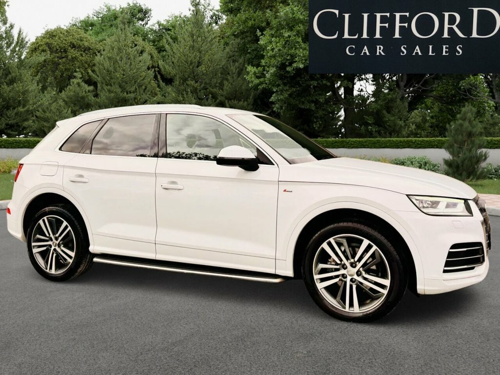 Audi Q5 2L S Line YO69XDN White #4
