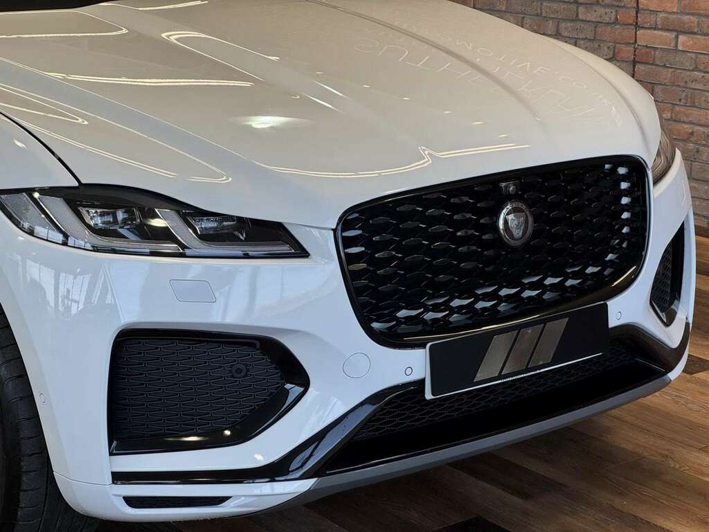 Jaguar F-Pace 2.0 F-pace R-dynamic S D Mhev Awd 4Wd White #3