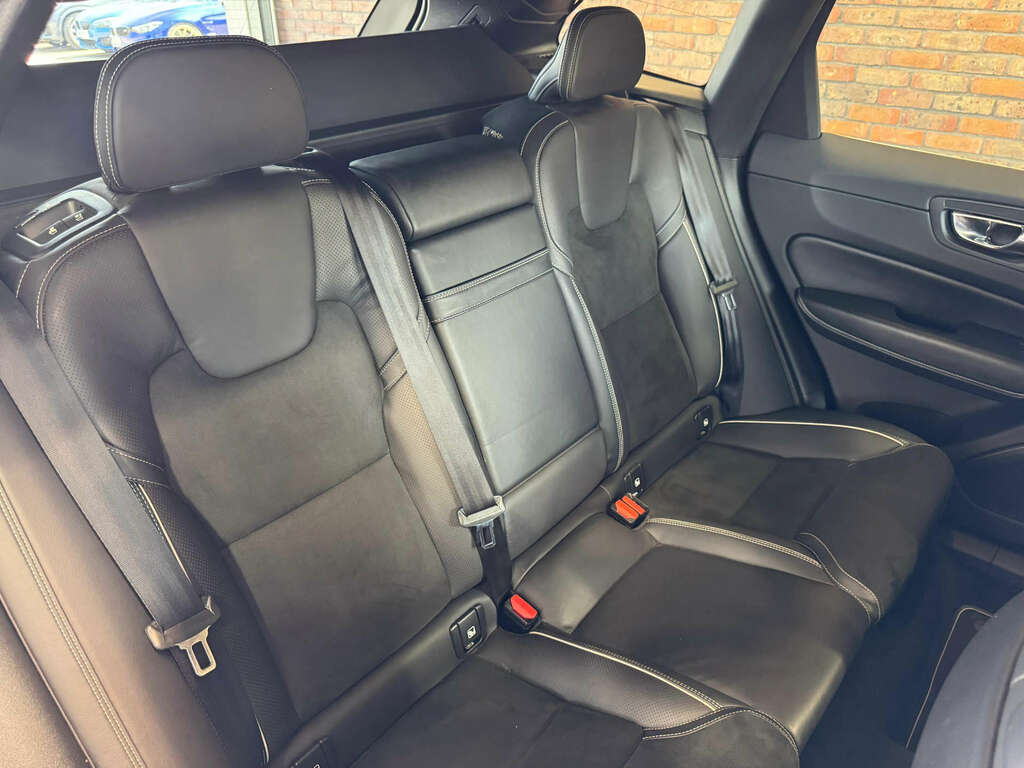Volvo XC60 D4 Awd R-design Red #22
