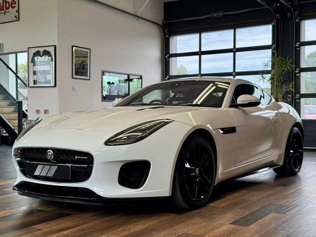 Jaguar F-Type 2.0 F-type I4 R-dynamic White #6