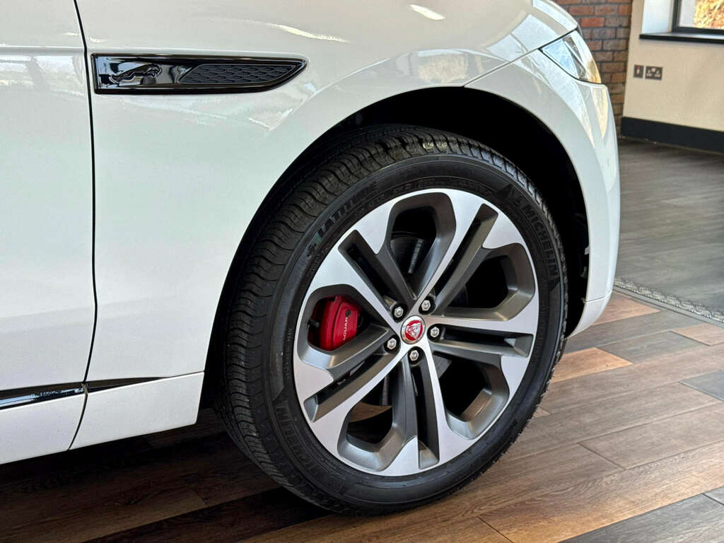 Jaguar F-Pace Jaguar Estate 2.0 P400e R-dynamic Hse Awd Silver #12