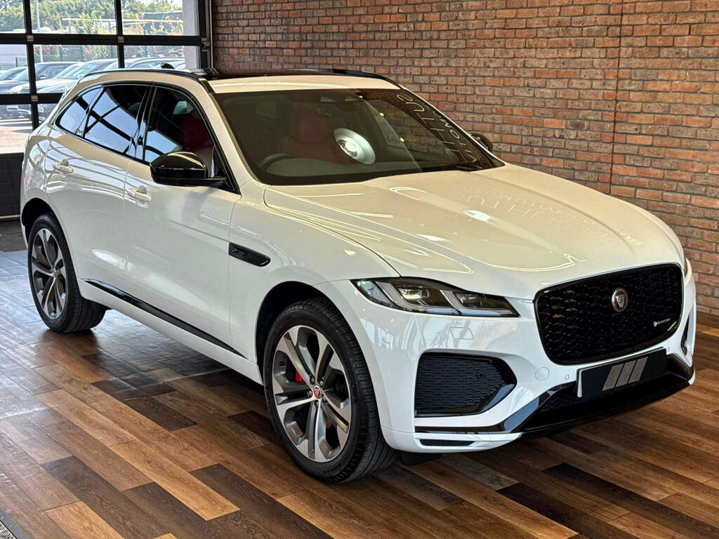 Jaguar F-Pace 2.0 F-pace R-dynamic Black Awd 4Wd White #4