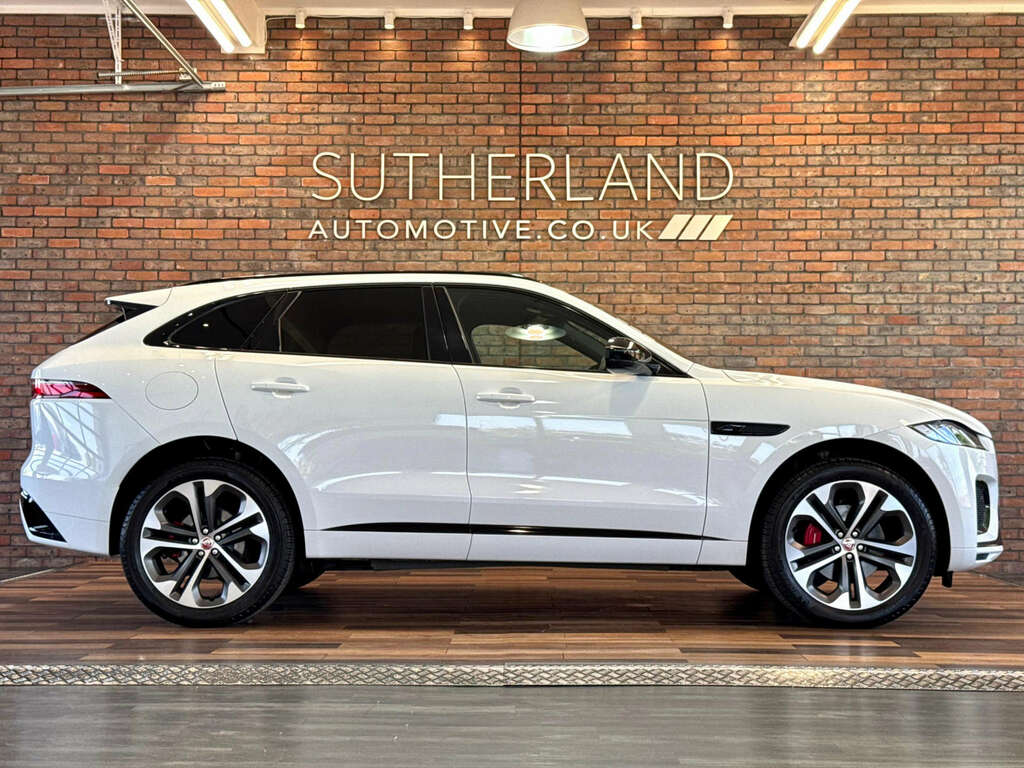 Jaguar F-Pace 2.0 F-pace R-dynamic Black Awd 4Wd White #2