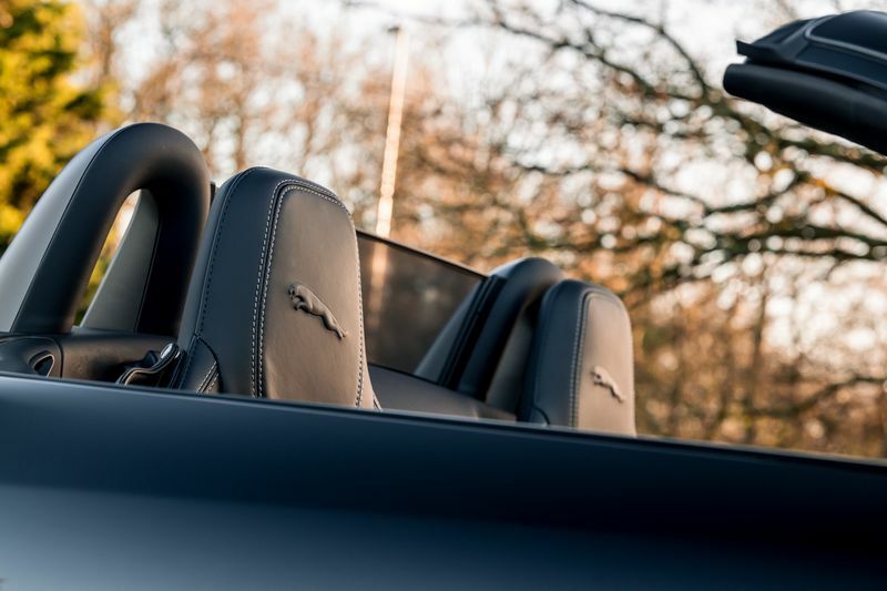 Jaguar F-Type R-dynamic Blue #36