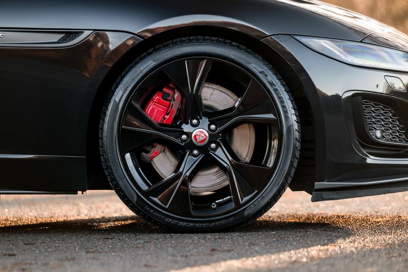 Jaguar F-Type R-dynamic Blue #33