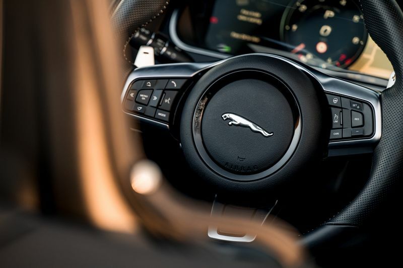 Jaguar F-Type R-dynamic Blue #31