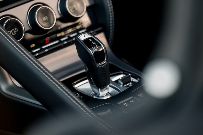 Jaguar F-Type R-dynamic Blue #30