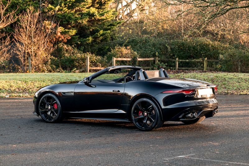 Jaguar F-Type R-dynamic Blue #15