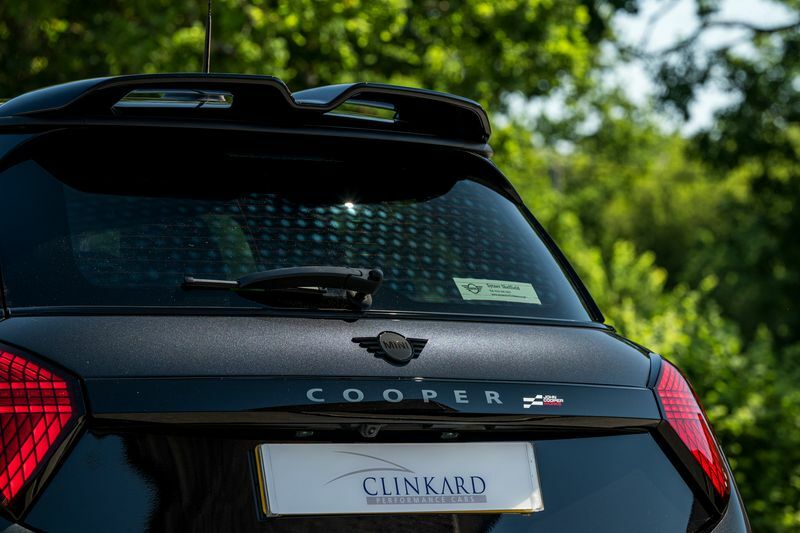 Mini Hatch 5-Door Cooper Classic White #35