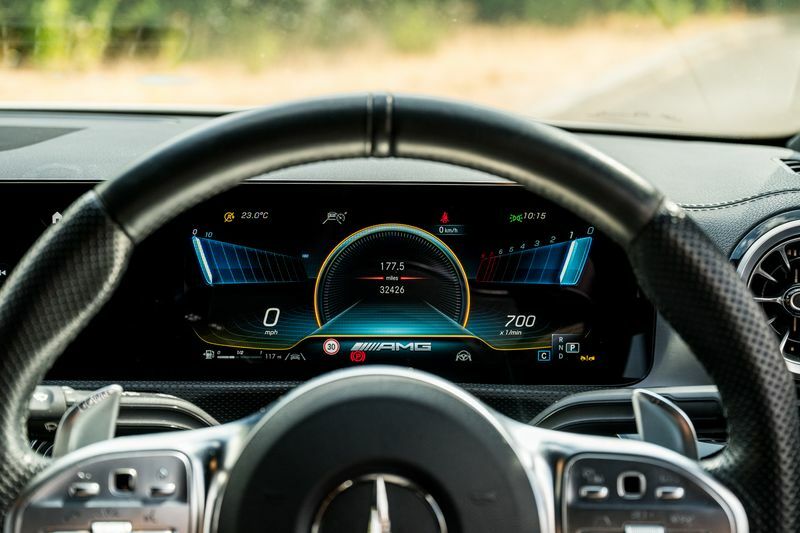 Mercedes-Benz CLA Class Amg Line Premium Night Edition A #48