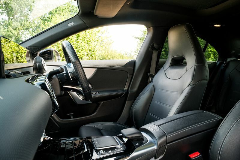 Mercedes-Benz CLA Class Amg Line Premium Night Edition A #38