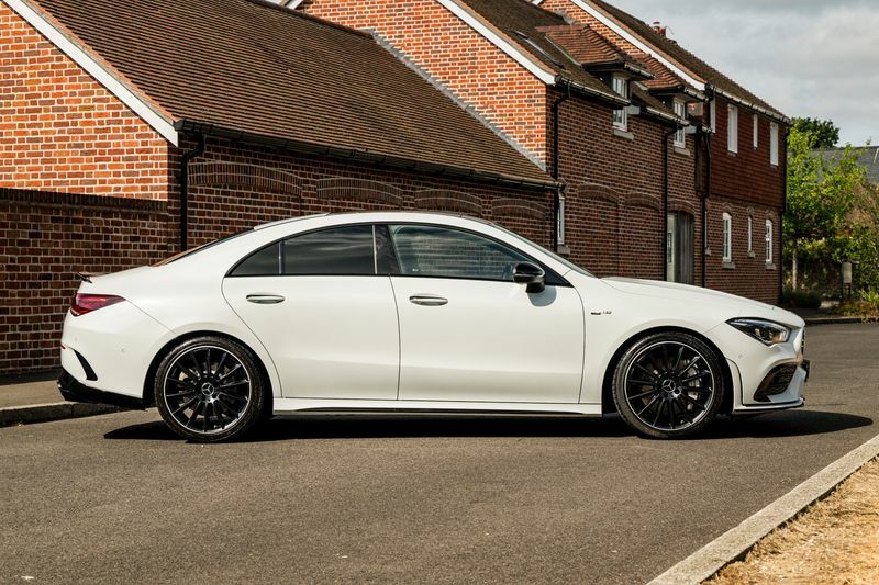 Mercedes-Benz CLA Class Amg Line Premium Night Edition A #8