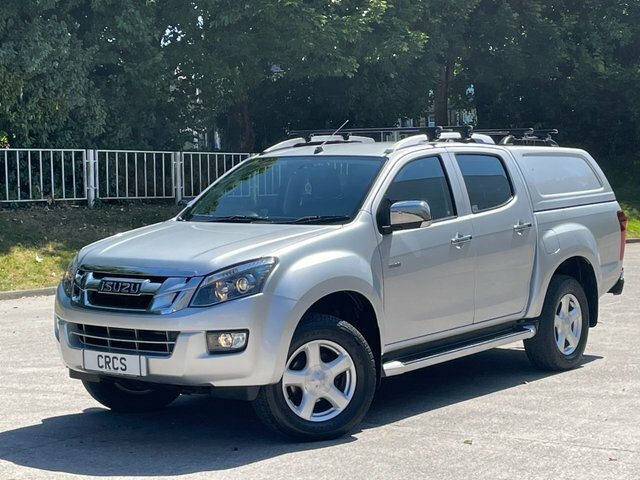 Isuzu D-Max White #40