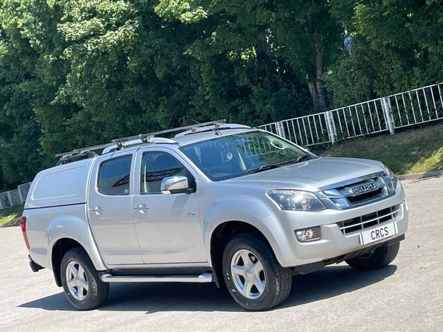 Isuzu D-Max White #30