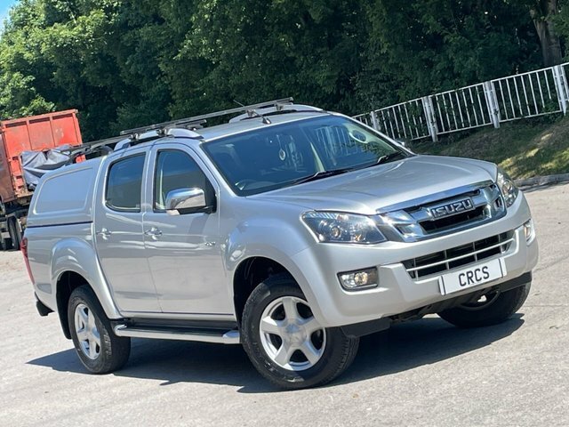 Isuzu D-Max White #27